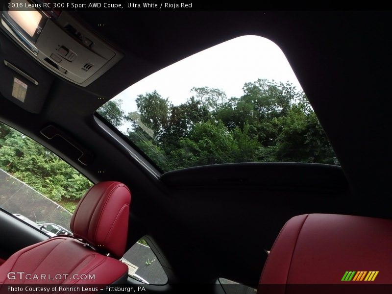 Sunroof of 2016 RC 300 F Sport AWD Coupe