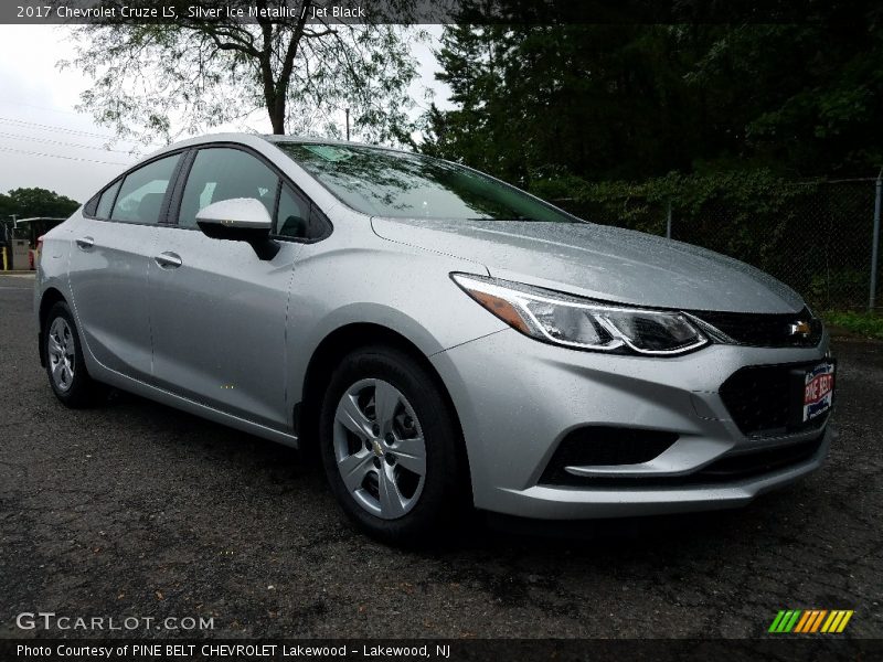 Silver Ice Metallic / Jet Black 2017 Chevrolet Cruze LS