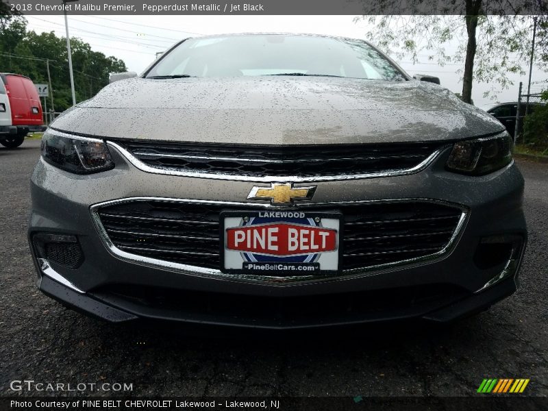 Pepperdust Metallic / Jet Black 2018 Chevrolet Malibu Premier