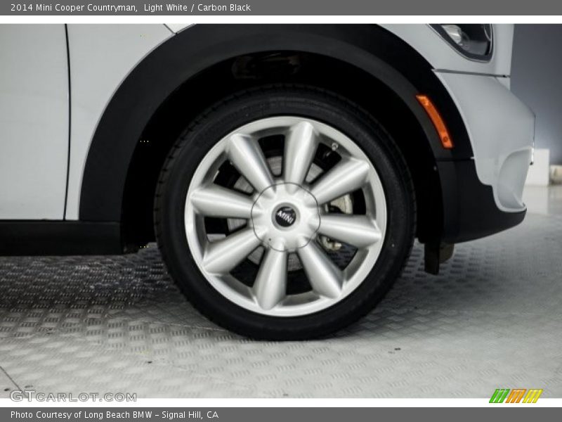 Light White / Carbon Black 2014 Mini Cooper Countryman