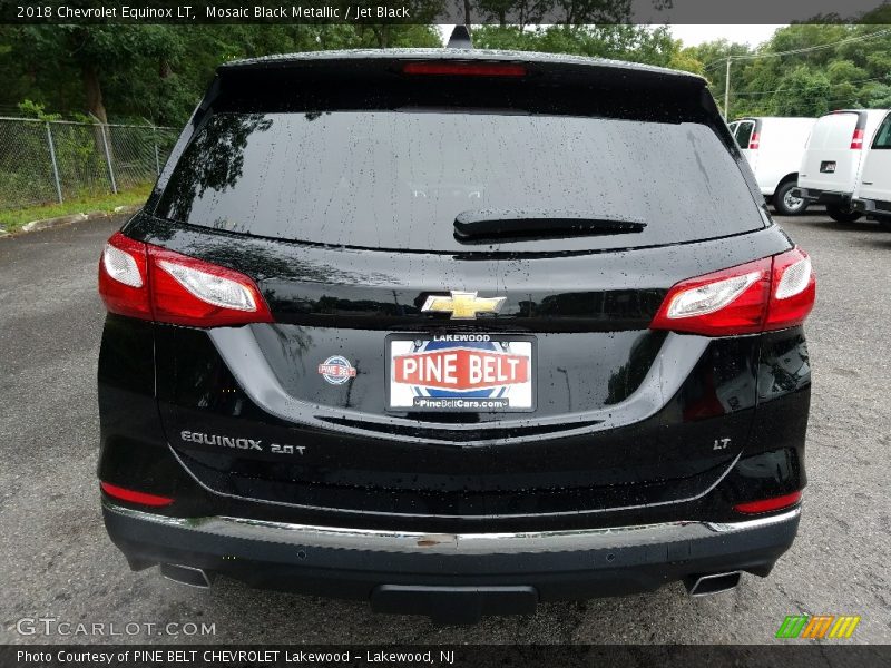Mosaic Black Metallic / Jet Black 2018 Chevrolet Equinox LT