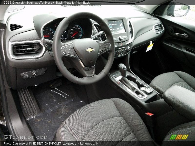 Mosaic Black Metallic / Jet Black 2018 Chevrolet Equinox LT