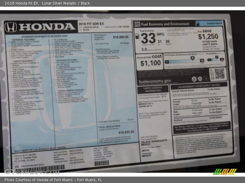 Lunar Silver Metallic / Black 2018 Honda Fit EX