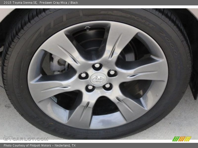 Predawn Gray Mica / Black 2015 Toyota Sienna SE