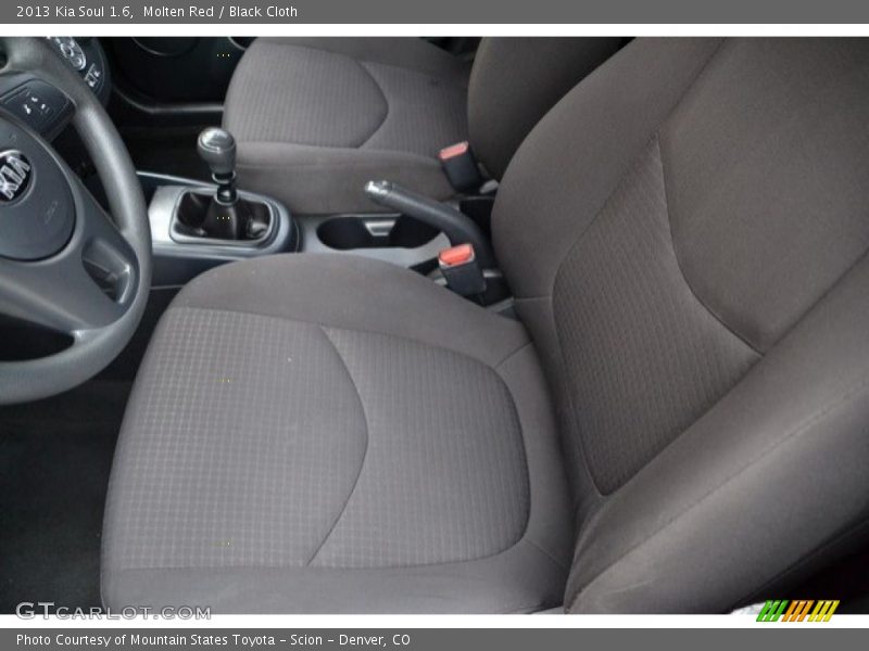 Molten Red / Black Cloth 2013 Kia Soul 1.6