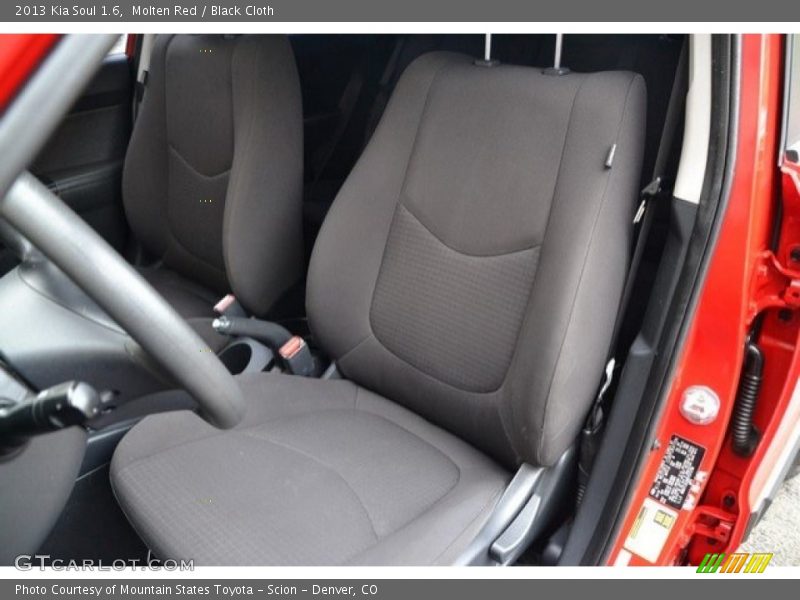 Molten Red / Black Cloth 2013 Kia Soul 1.6