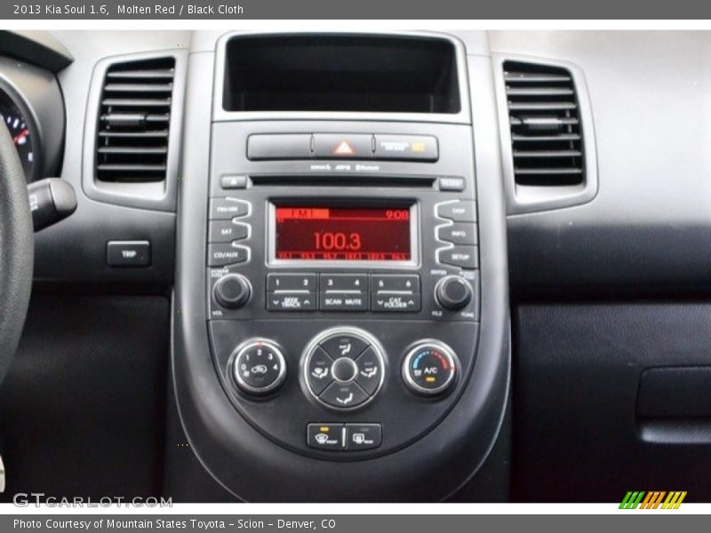 Molten Red / Black Cloth 2013 Kia Soul 1.6