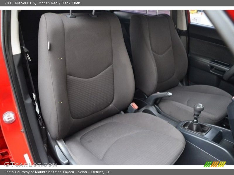 Molten Red / Black Cloth 2013 Kia Soul 1.6
