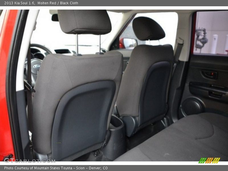Molten Red / Black Cloth 2013 Kia Soul 1.6
