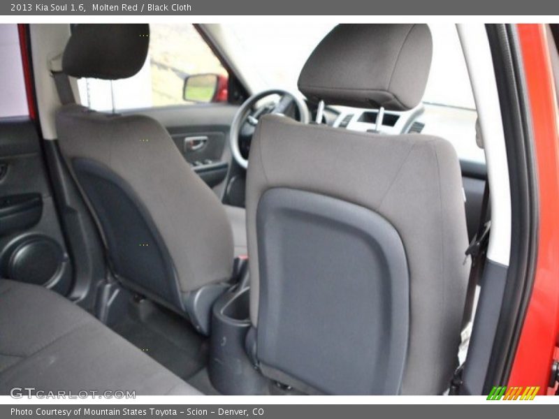 Molten Red / Black Cloth 2013 Kia Soul 1.6