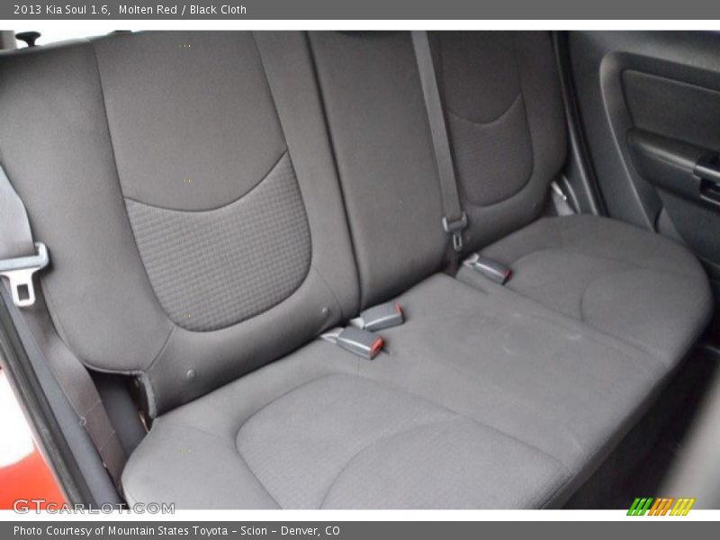 Molten Red / Black Cloth 2013 Kia Soul 1.6