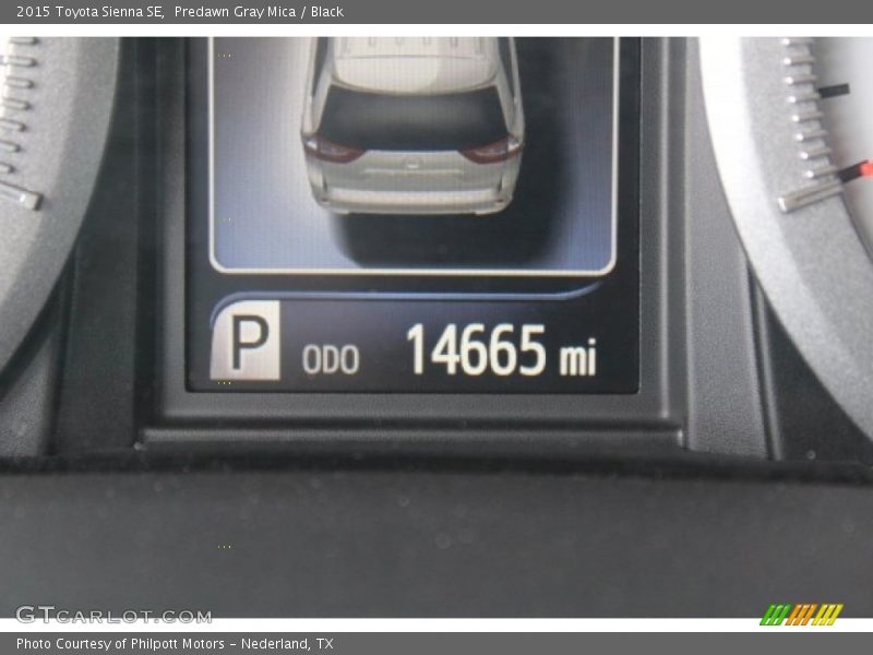 Predawn Gray Mica / Black 2015 Toyota Sienna SE