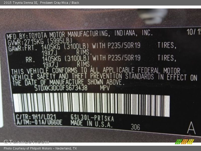 Predawn Gray Mica / Black 2015 Toyota Sienna SE