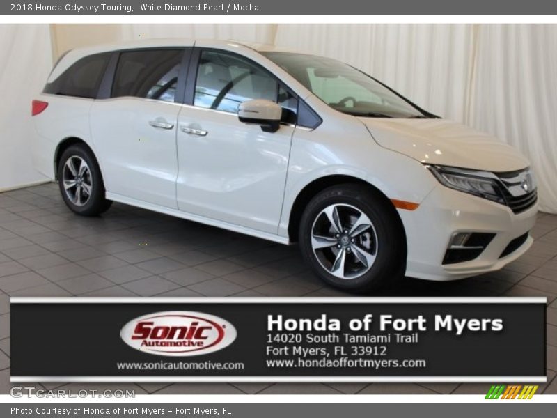 White Diamond Pearl / Mocha 2018 Honda Odyssey Touring
