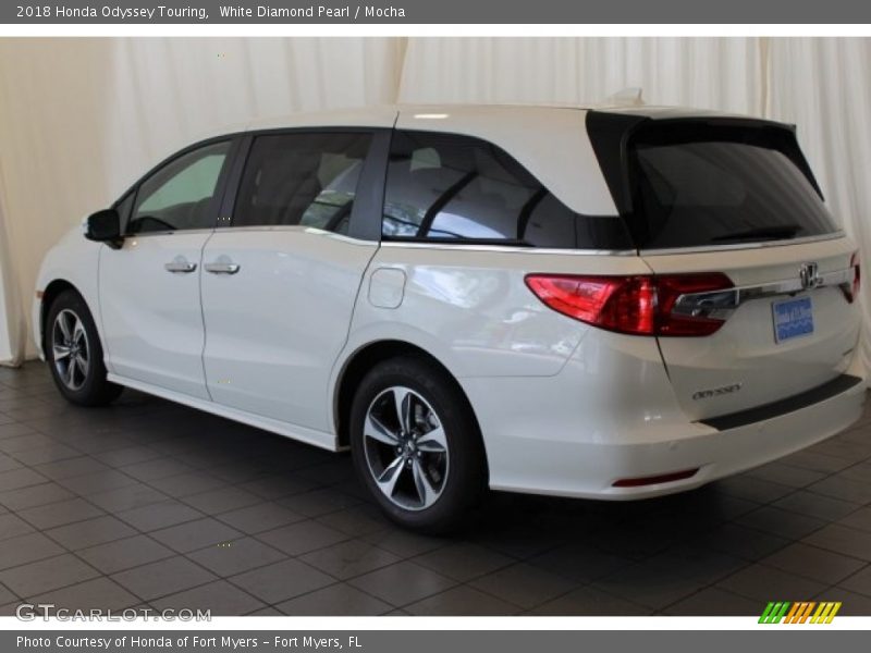 White Diamond Pearl / Mocha 2018 Honda Odyssey Touring