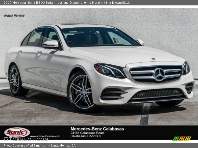 designo Diamond White Metallic / Nut Brown/Black 2017 Mercedes-Benz E 300 Sedan