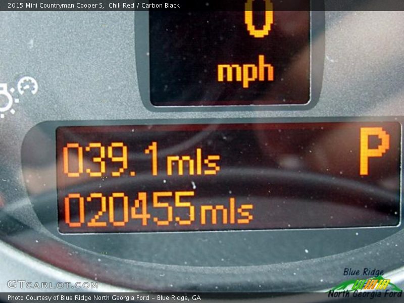 Chili Red / Carbon Black 2015 Mini Countryman Cooper S