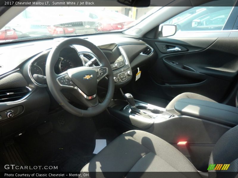 Summit White / Jet Black 2017 Chevrolet Malibu LT