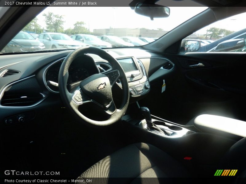Summit White / Jet Black 2017 Chevrolet Malibu LS