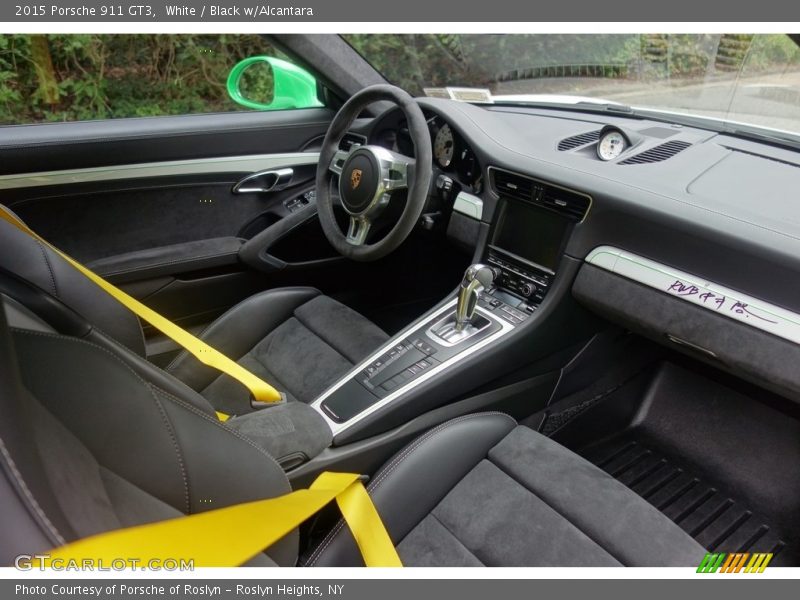 White / Black w/Alcantara 2015 Porsche 911 GT3