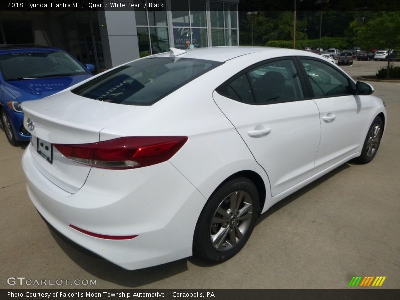 Quartz White Pearl / Black 2018 Hyundai Elantra SEL