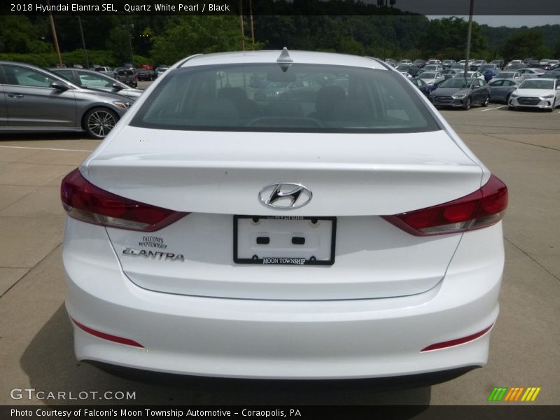 Quartz White Pearl / Black 2018 Hyundai Elantra SEL