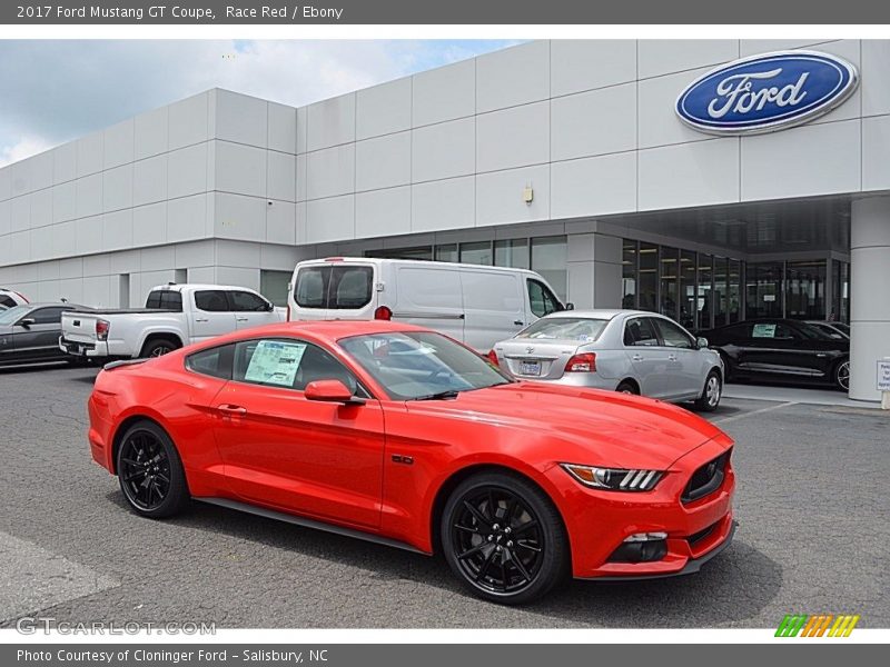 Front 3/4 View of 2017 Mustang GT Coupe