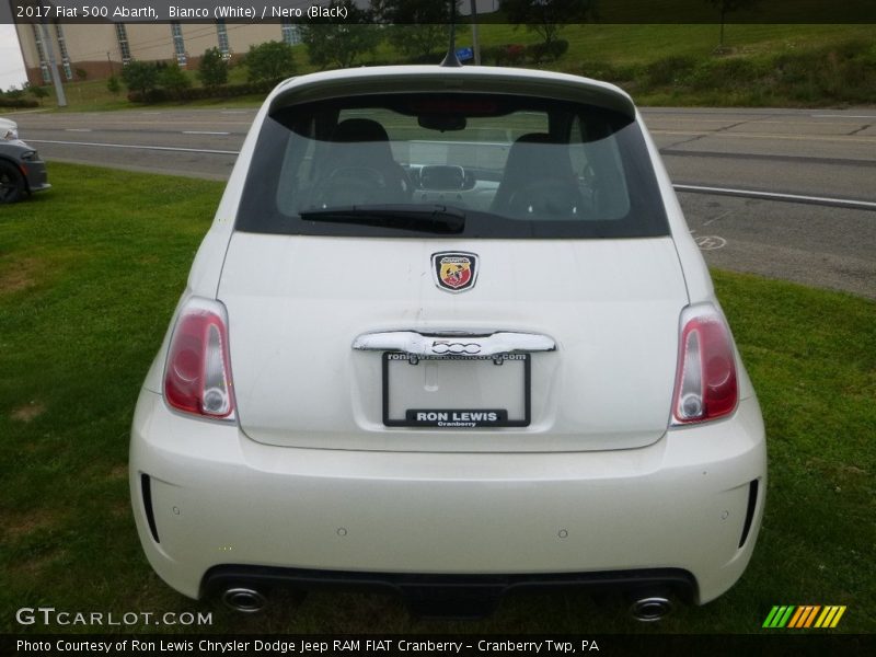 Bianco (White) / Nero (Black) 2017 Fiat 500 Abarth