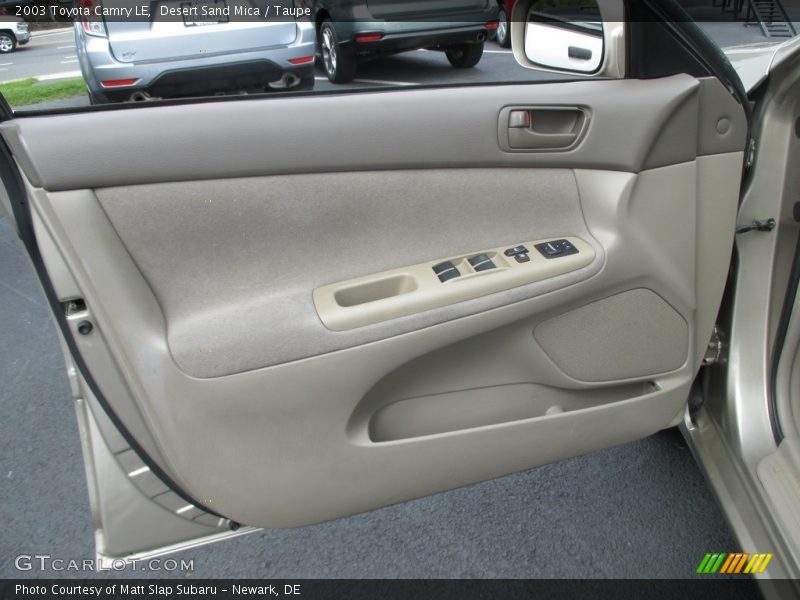 Desert Sand Mica / Taupe 2003 Toyota Camry LE