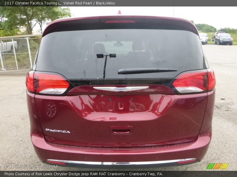 Velvet Red Pearl / Black/Alloy 2017 Chrysler Pacifica Touring L