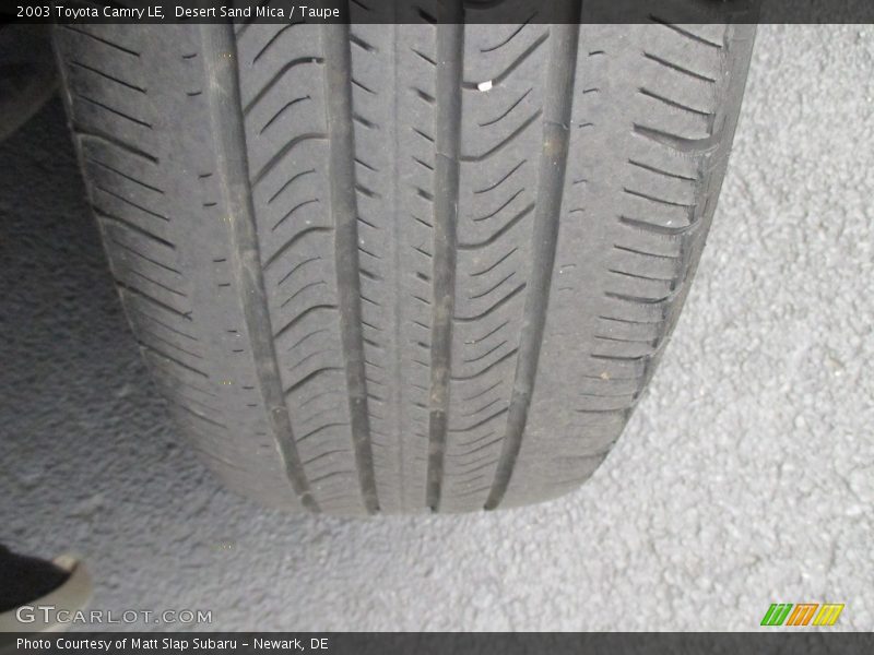 Desert Sand Mica / Taupe 2003 Toyota Camry LE