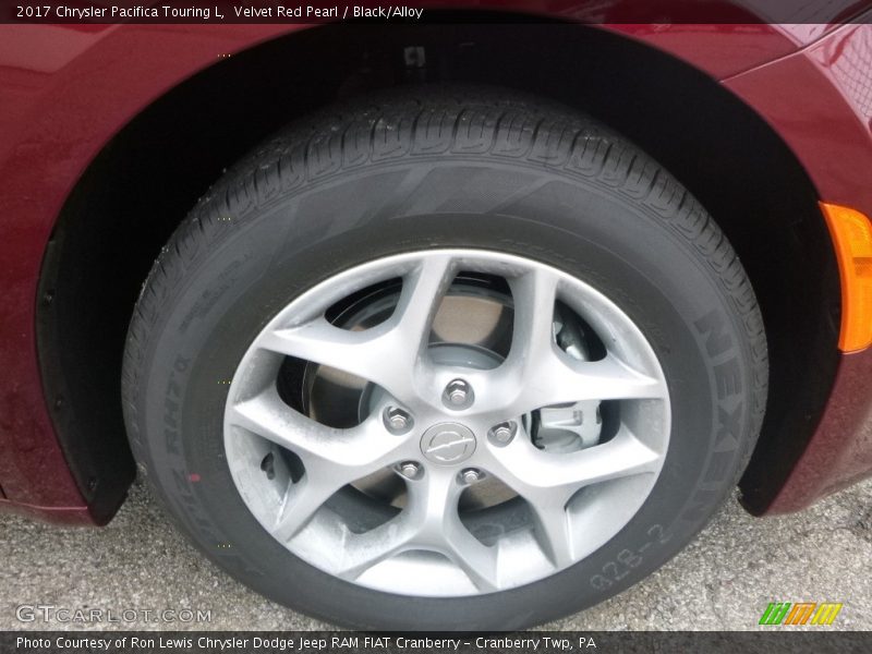 Velvet Red Pearl / Black/Alloy 2017 Chrysler Pacifica Touring L