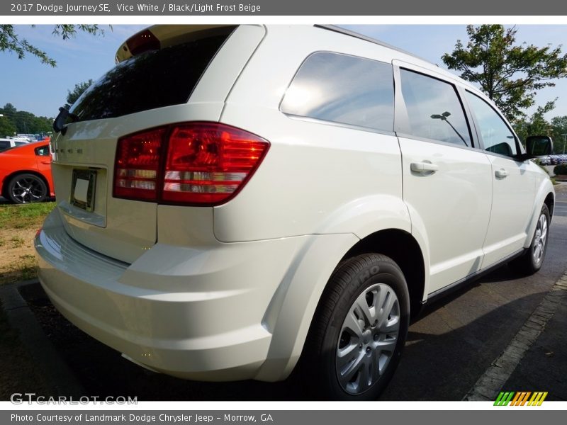 Vice White / Black/Light Frost Beige 2017 Dodge Journey SE