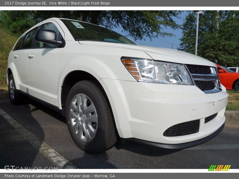 Vice White / Black/Light Frost Beige 2017 Dodge Journey SE