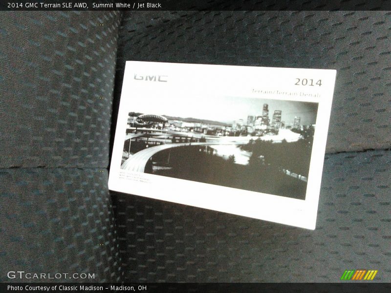 Summit White / Jet Black 2014 GMC Terrain SLE AWD