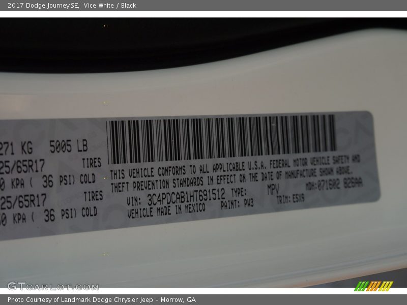 Vice White / Black 2017 Dodge Journey SE