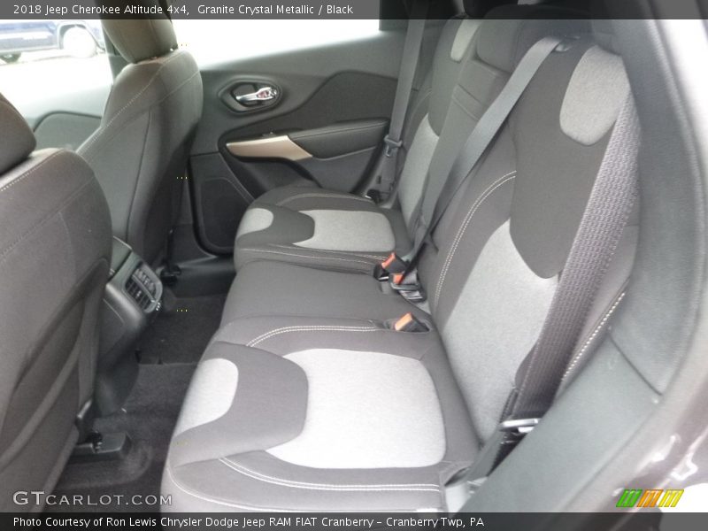 Granite Crystal Metallic / Black 2018 Jeep Cherokee Altitude 4x4