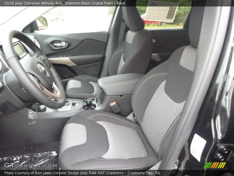 Diamond Black Crystal Pearl / Black 2018 Jeep Cherokee Altitude 4x4