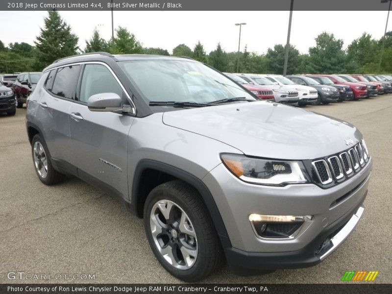 Front 3/4 View of 2018 Compass Limited 4x4