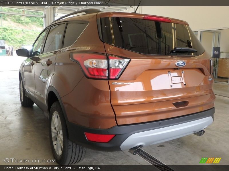 Canyon Ridge / Charcoal Black 2017 Ford Escape SE 4WD