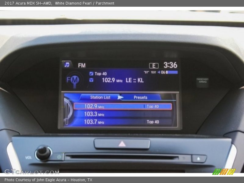 White Diamond Pearl / Parchment 2017 Acura MDX SH-AWD
