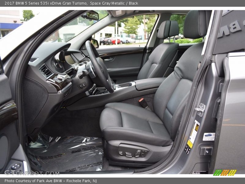 Space Gray Metallic / Black 2017 BMW 5 Series 535i xDrive Gran Turismo