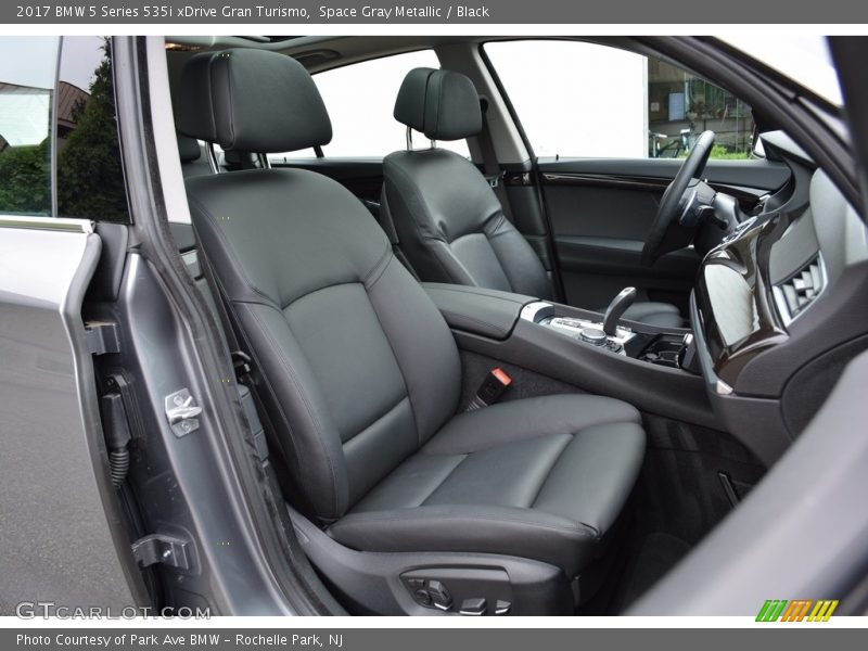 Space Gray Metallic / Black 2017 BMW 5 Series 535i xDrive Gran Turismo