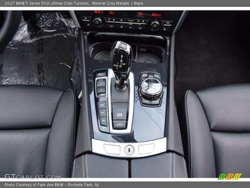 Mineral Grey Metallic / Black 2017 BMW 5 Series 550i xDrive Gran Turismo