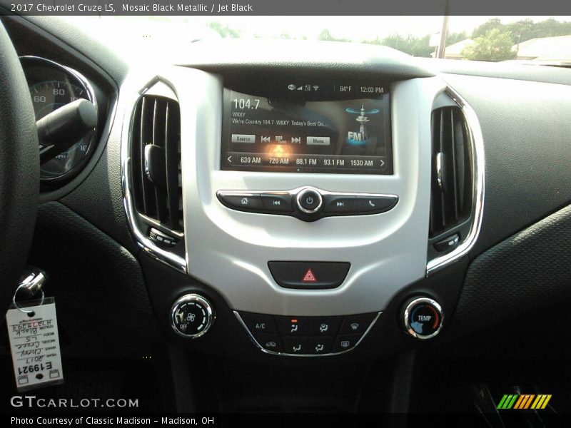 Mosaic Black Metallic / Jet Black 2017 Chevrolet Cruze LS