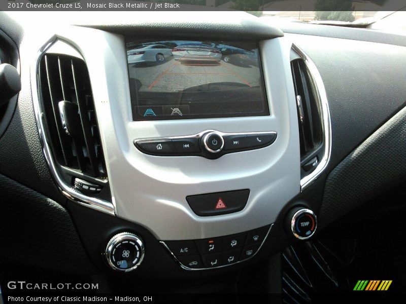Mosaic Black Metallic / Jet Black 2017 Chevrolet Cruze LS