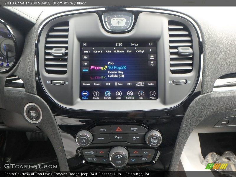 Controls of 2018 300 S AWD