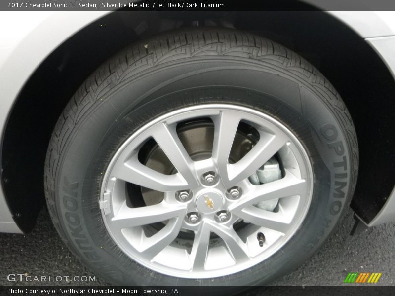 Silver Ice Metallic / Jet Black/Dark Titanium 2017 Chevrolet Sonic LT Sedan