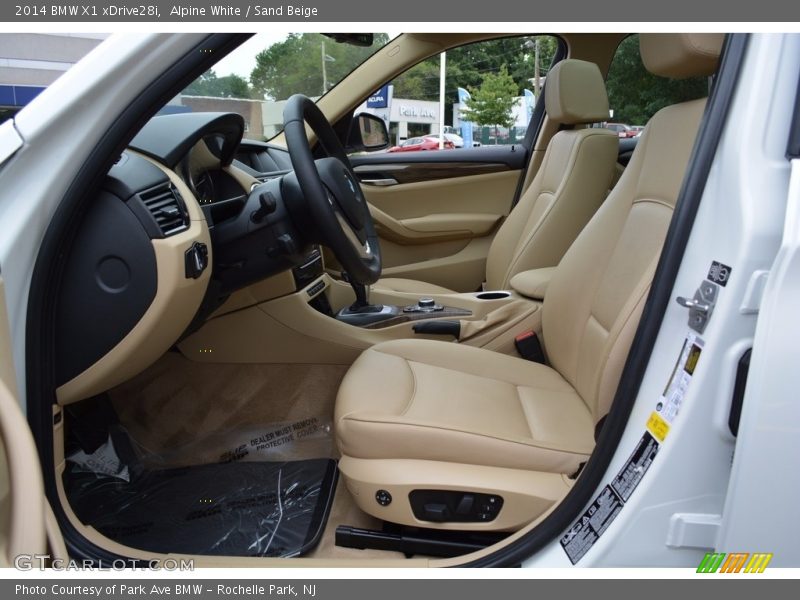 Alpine White / Sand Beige 2014 BMW X1 xDrive28i