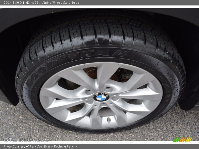 Alpine White / Sand Beige 2014 BMW X1 xDrive28i